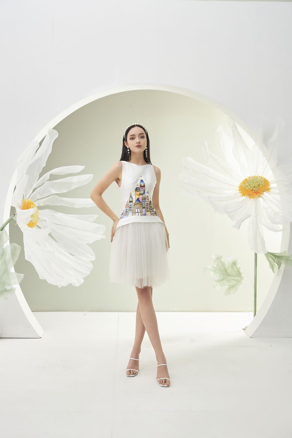 Modyis White Sleeveless A-Line Mini Dress Fairytale Castle Embroidery