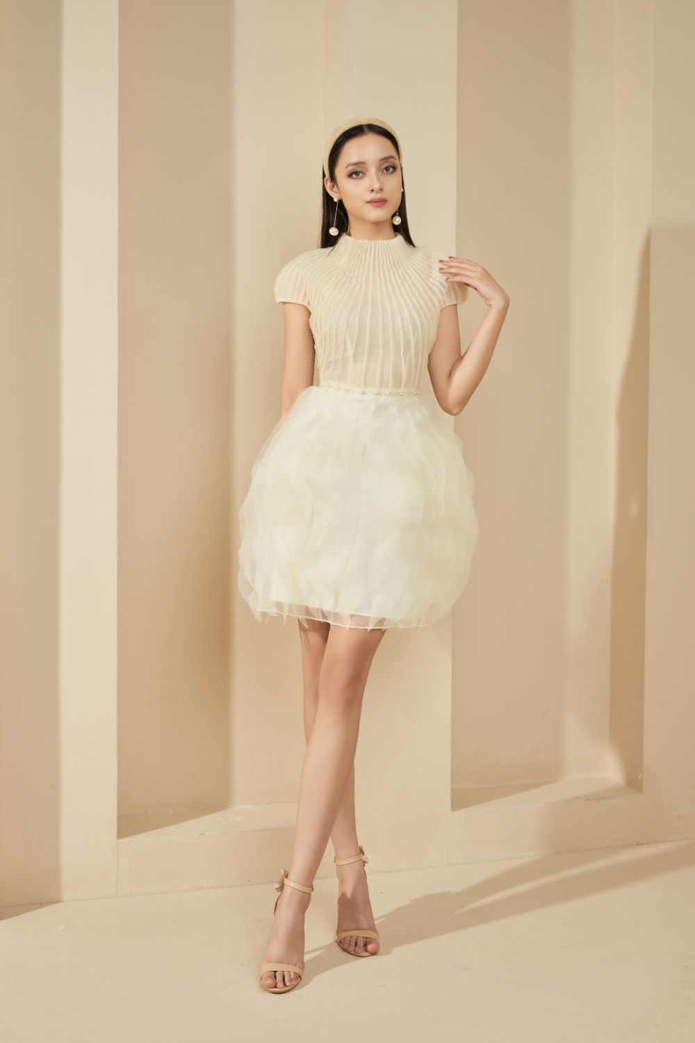 Modyis Cream Pleated Bodice Mini Dress with Puffy Tulle Skirt